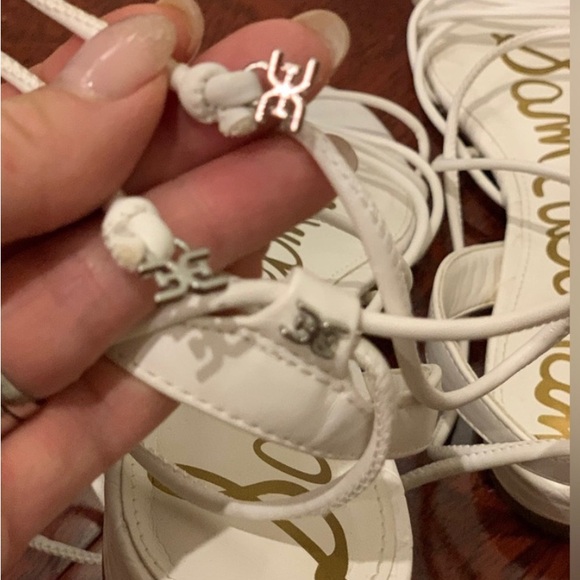 Sam Edelman Women's Tihana Flat Sandal - Picture 4 of 5